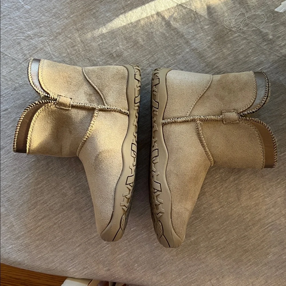 Hike Footwear Cozely Barefoot Boots